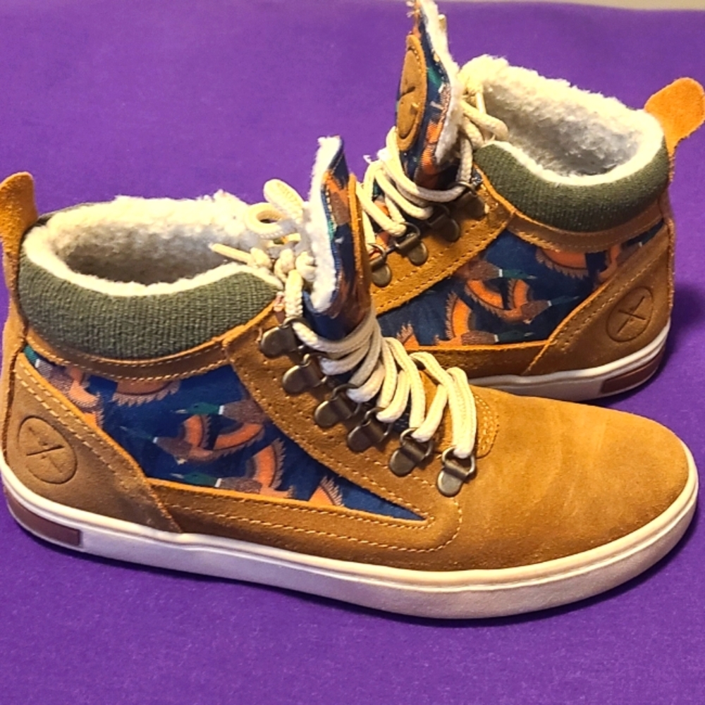 Sherpa boots